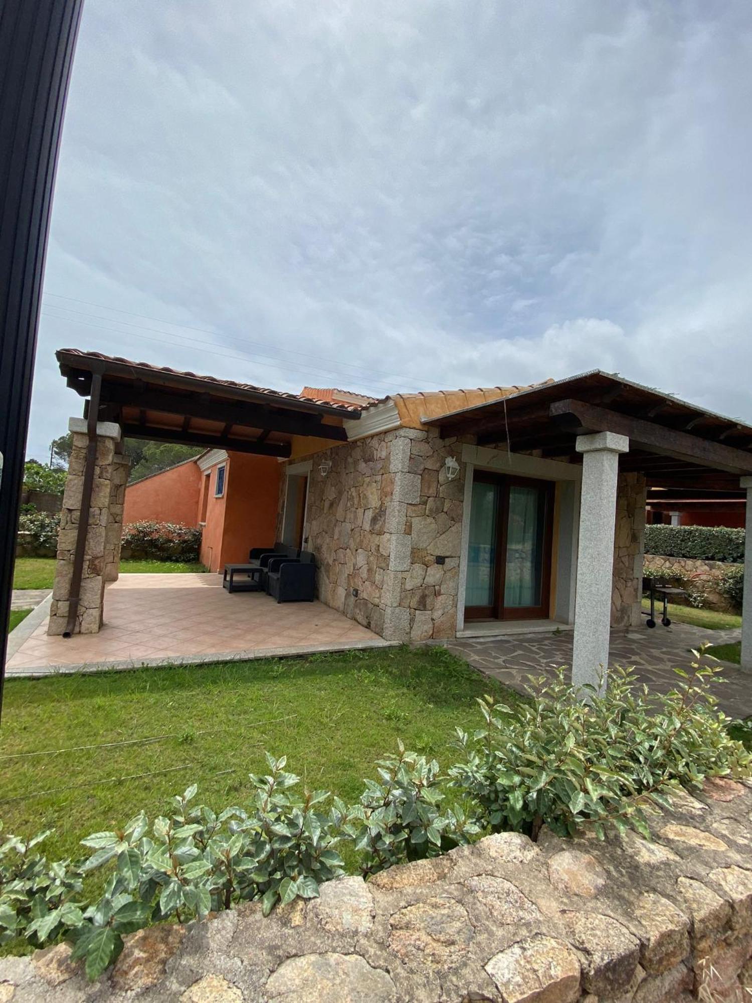 Villa Mare Azzurra Budoni Buitenkant foto